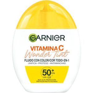 Fluido Con Color Wonder Tint Vitamina C SPF50+ Tono Medio Garnier 40Ml